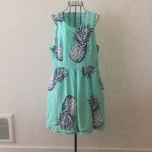 Pineapple dress with pockets